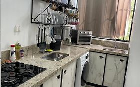 Casa confortável com um quarto